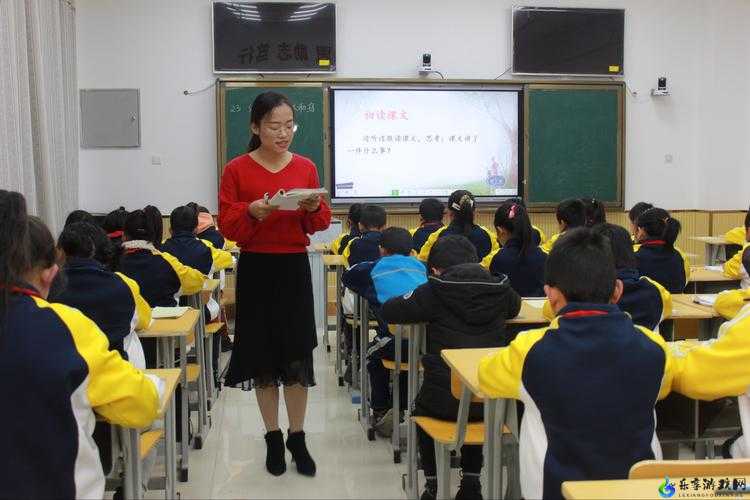 学校教师随时随地发挥重要作用